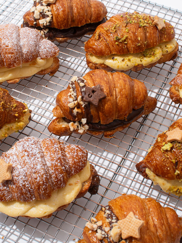 Croissant de crema pastelera de pistacho